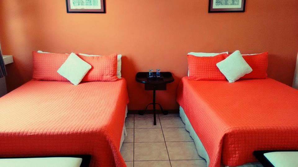 Hotel Casa Blanca Inn Guatemala City Екстер'єр фото