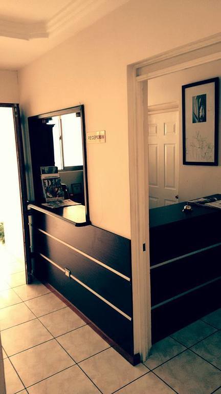Hotel Casa Blanca Inn Guatemala City Екстер'єр фото