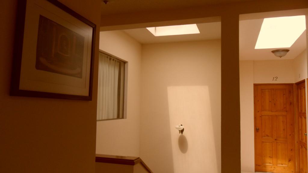 Hotel Casa Blanca Inn Guatemala City Екстер'єр фото